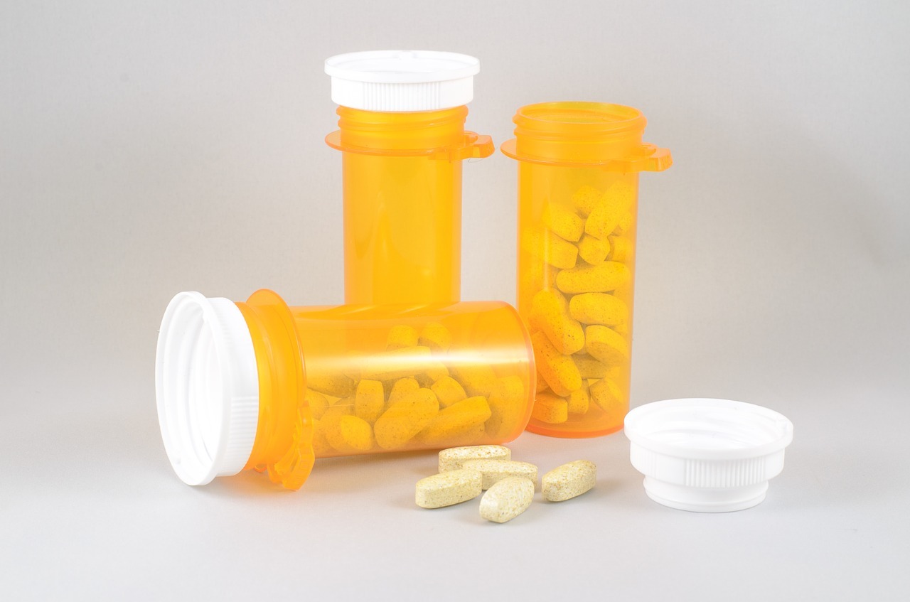 medicine, bottle, medical-2520463.jpg